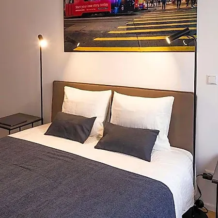 Blees At Hamilius By Rentaroo Hotel 4*
